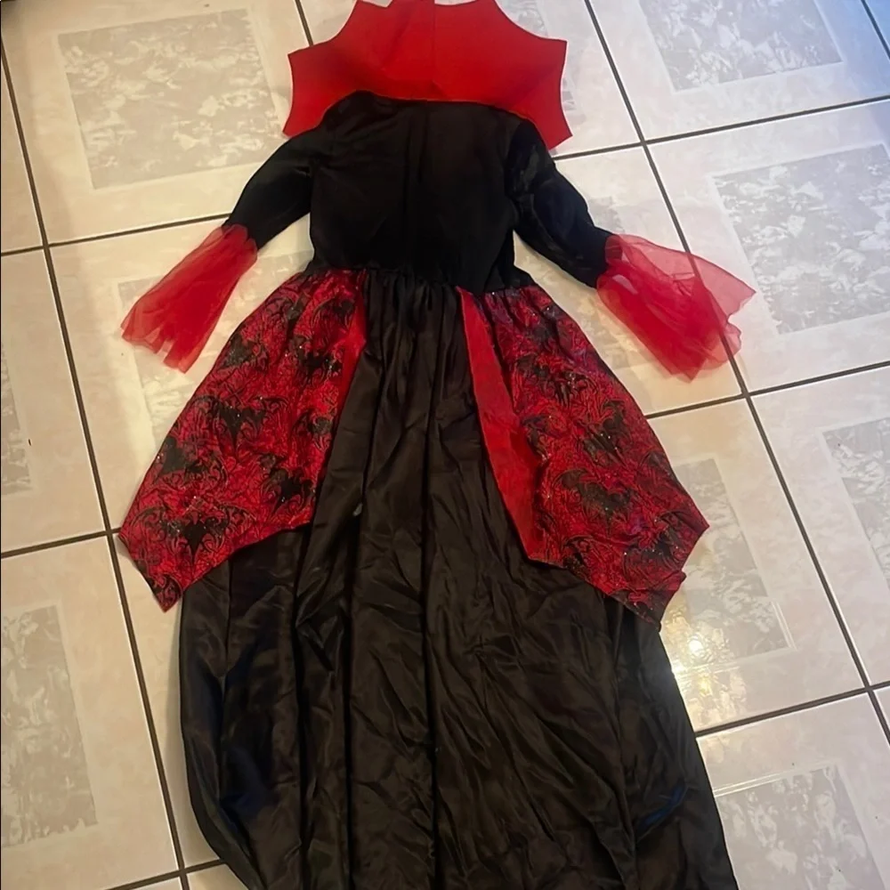 Vampire Princess Kids Costume - Red and Black